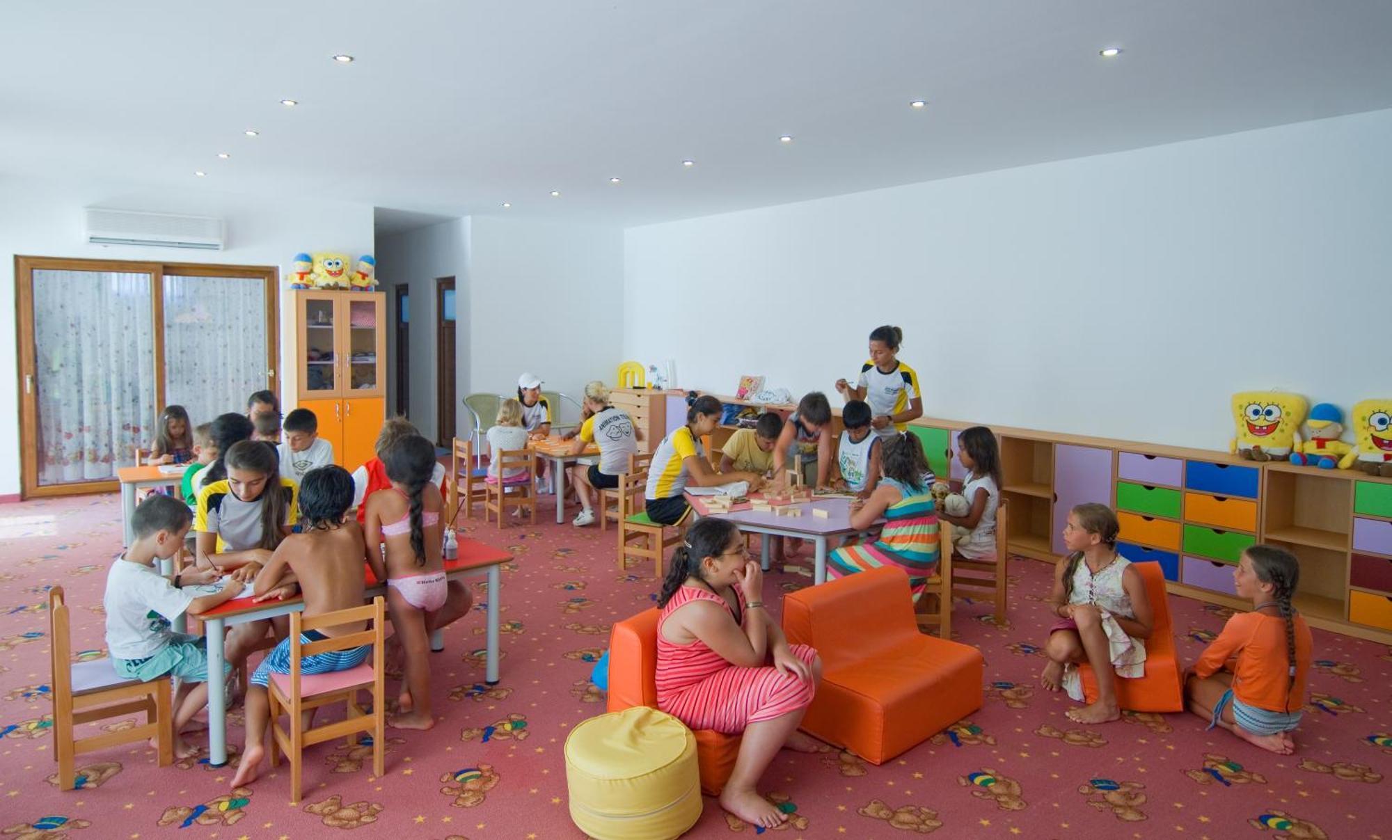 Beach Club Doganay Hotel 코나키 외부 사진