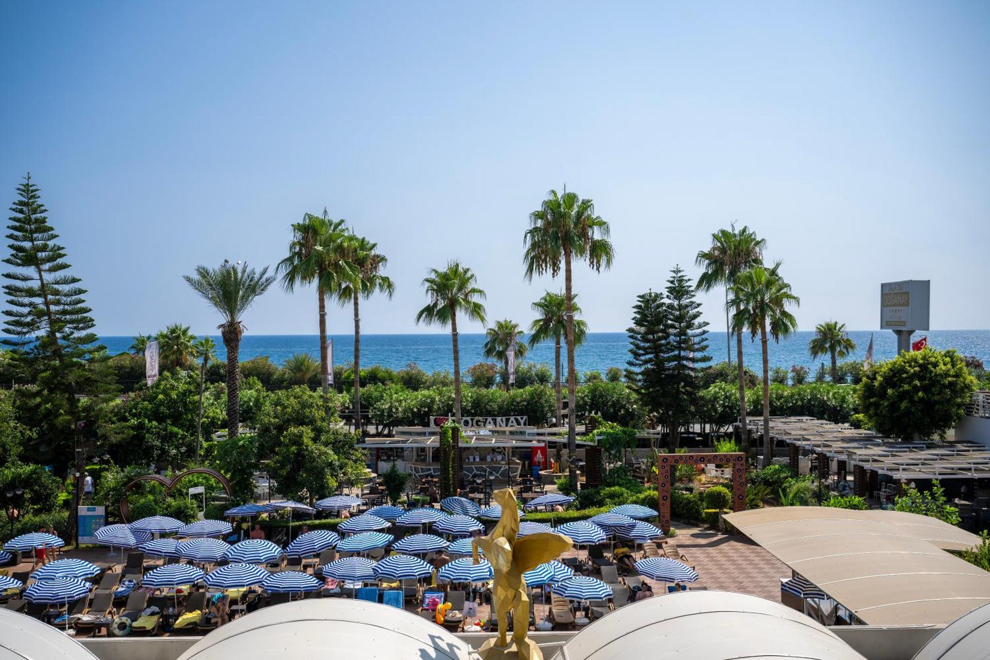 Beach Club Doganay Hotel 코나키 외부 사진